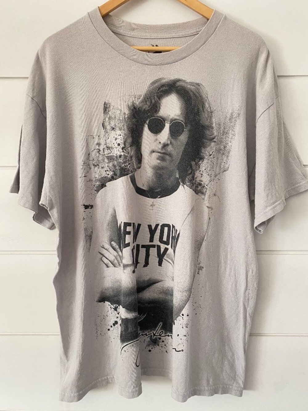 Unisex T-shirt New York City John Lennon Size XL Grey/Beige